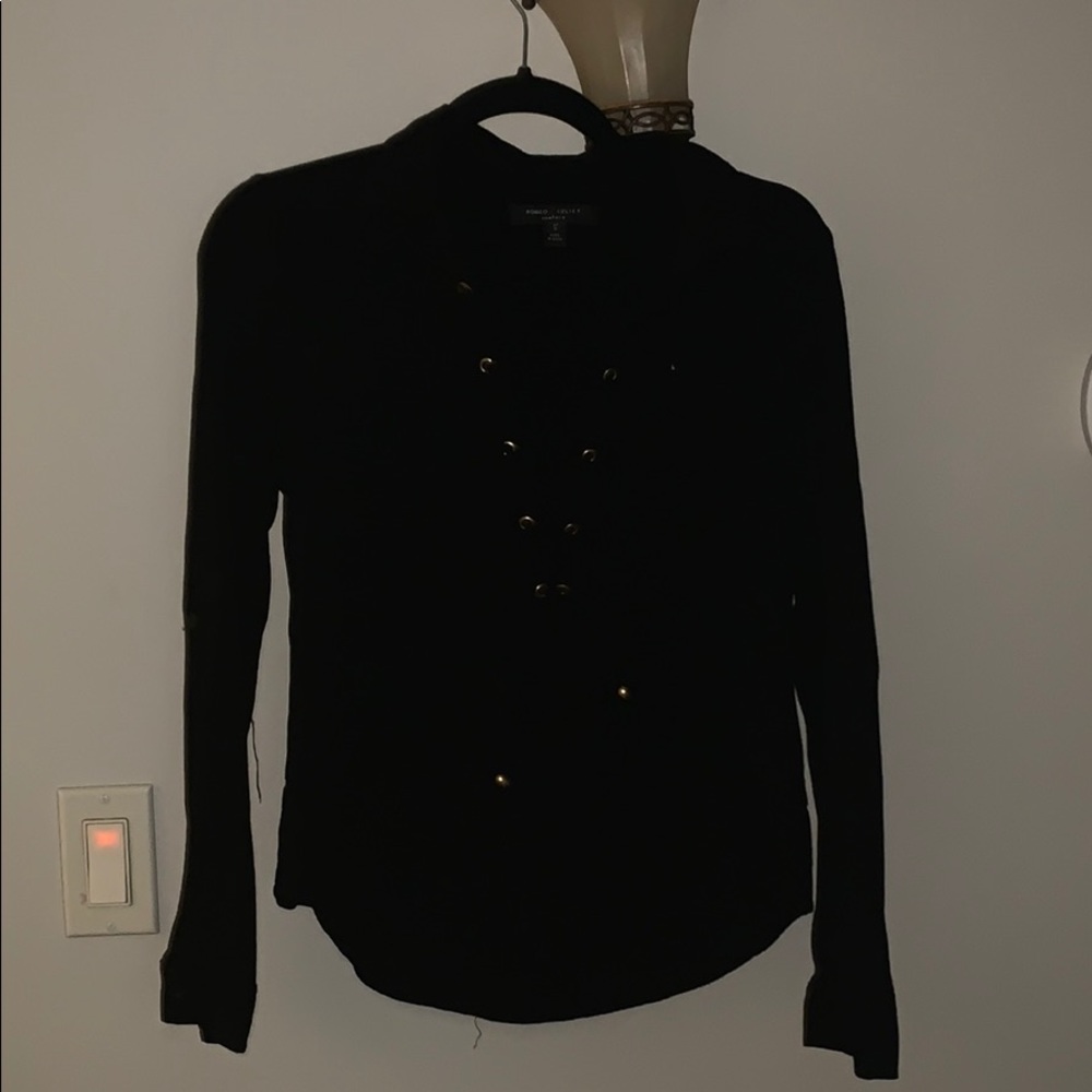 long sleeve black shirt with ties in morning